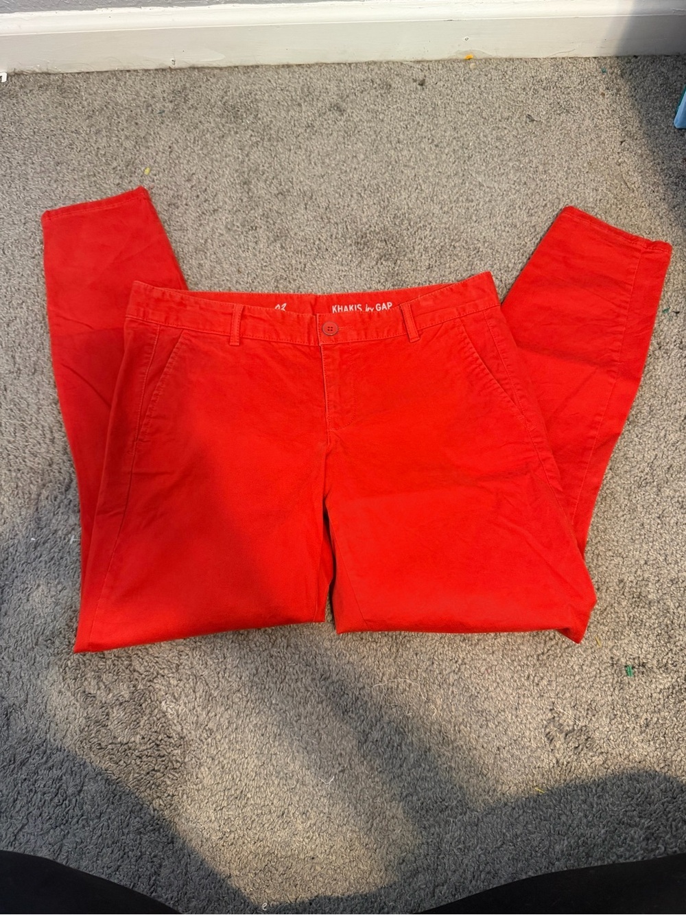 GAP Women’s Bright Red Straight-Leg Jeans